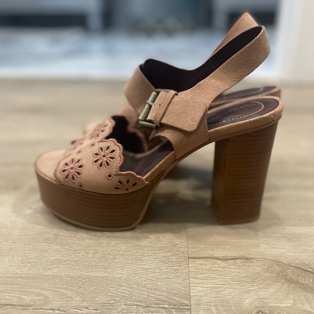 Chloe platform sandal. Brand new